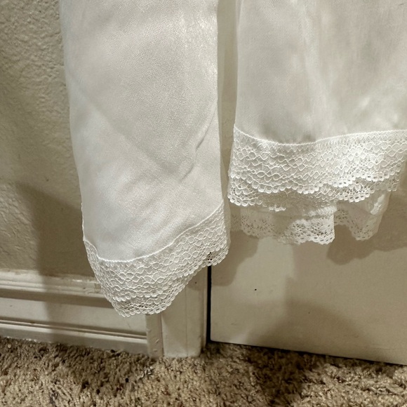 Free People Babydoll Camisole with lace. Y2K, babydoll, femme girly, festival - Picture 7 of 9